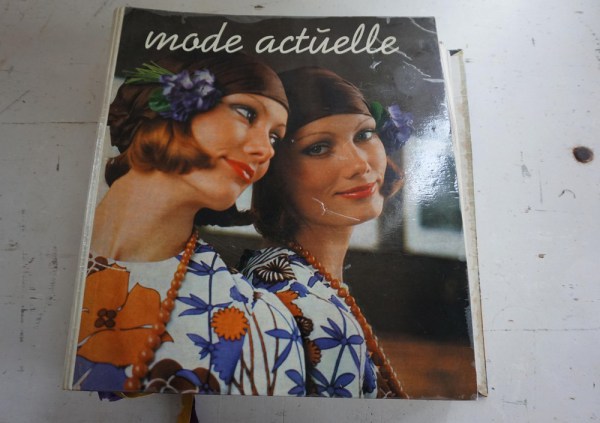 vintage, mode, textiel, monster, boek, Duitse, Mode Actuelle, jaren 70, 1970s, samplebook